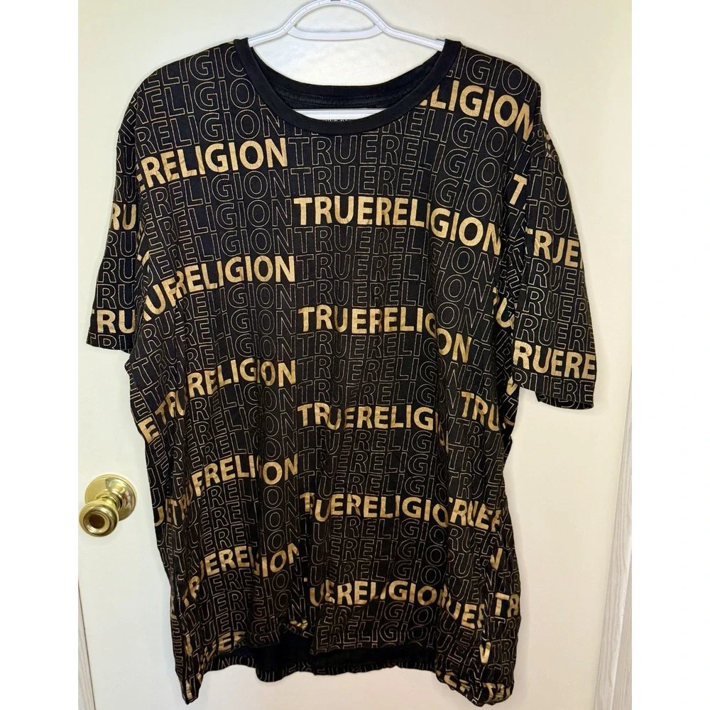 True Religion Shirt Mens 3XL Black Gold Logo All Over Text Pullover